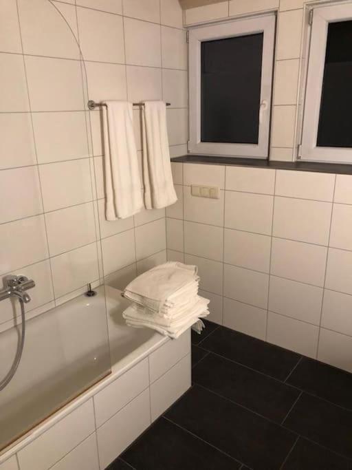 Superschoene Ferienwohnungen! Buxheim  Exterior foto